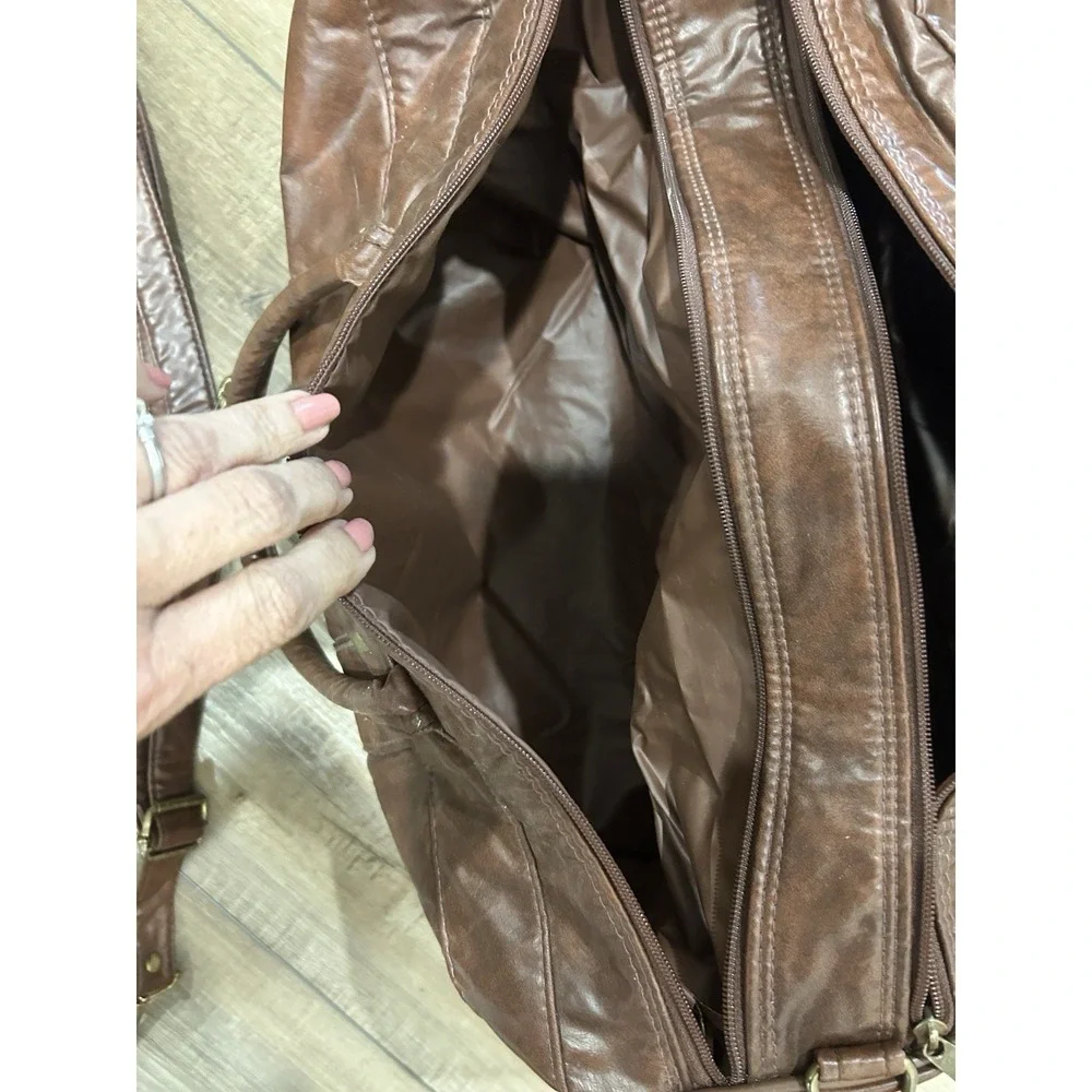 Vintage 80's Wilson Brown Tennis Duffel Bag With Strap